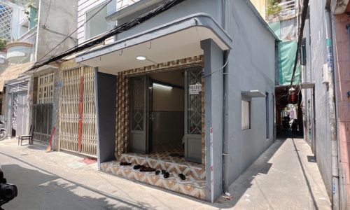Bán nhà quận 4, đường Tôn Đản, 2 Tầng, 30m2 đất, hẻm thông 3m, gần MT Tôn Đản !