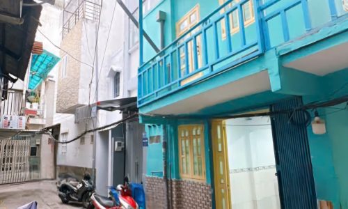 Bán nhà quận 4, Hẻm 538 Đoàn Văn Bơ, 2 Tầng, căn góc, hẻm 4m thông chợ 200, Nhà thờ Xóm Chiếu ! !