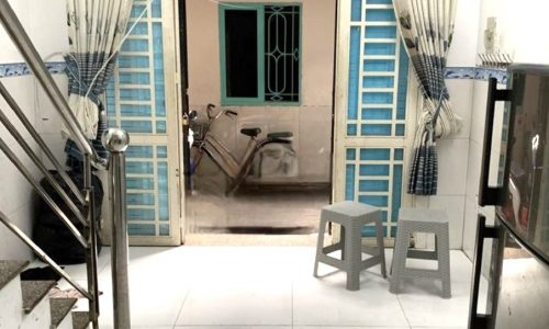 Bán nhà quận 4, Hẻm 538 Đoàn Văn Bơ, 3 Tầng hoàn công, dân cư hiện hữu, khu vực chợ 200 !