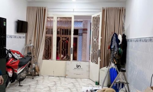 Nhà chính chủ cần bán tại quận 4, khu trung tâm, gần hẻm xe hơi Tôn Thất Thuyết !