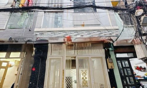 Nhà bán quận 4, khu L 20 Thước, 3 Tầng hoàn công, đường 4m thông Vĩnh Khánh, giá dưới 5 tỷ !