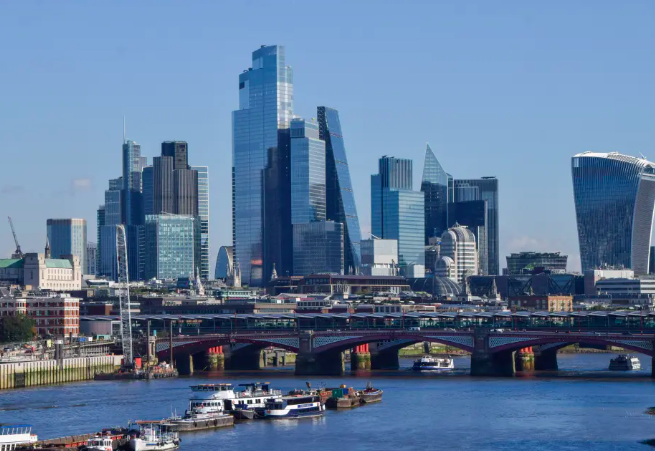 Bất động sản tại London (Anh). Ảnh: NYPost
