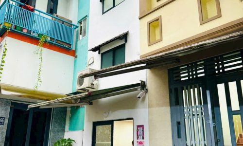 Cho thuê nhà Quận 4, Nguyên căn 3 Tầng, hẻm xe hơi, khu vực Tôn Thất Thuyết !