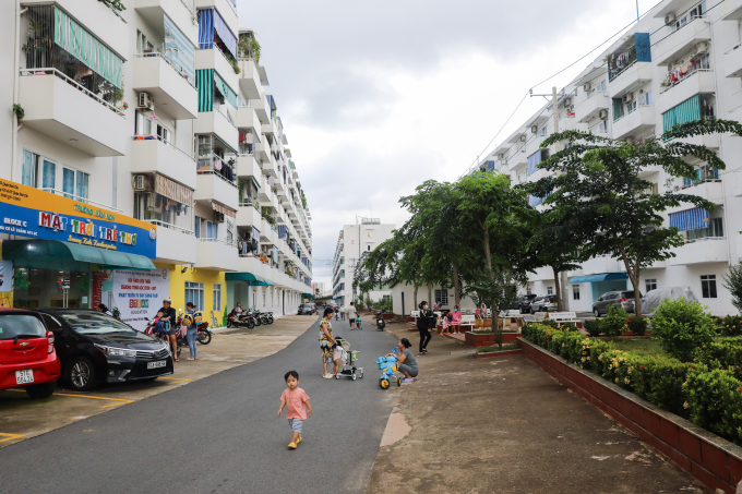 Cuộc sống ở khu nhà ở xã hội Lê Thành An Lạc, quận Bình Tân, tháng 8/2022. Ảnh: Quỳnh Trần