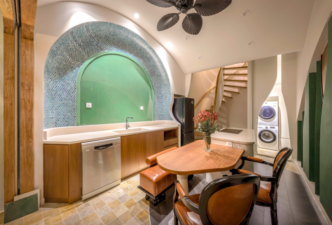 Không gian sinh hoạt chung và khu giặt sấy. Ảnh: Bùi Minh Quốc