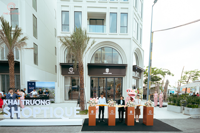 Căn shoptique mẫu tại The Centric đã được Masterise Homes khai trương hồi tháng 4. Ảnh: Masterise Homes